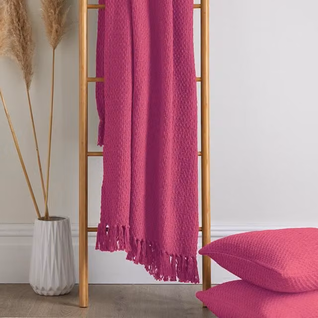 Drift Home Hayden Woven Pink Throw with Fringes W/D/H: 200 x 200 x 1 cm