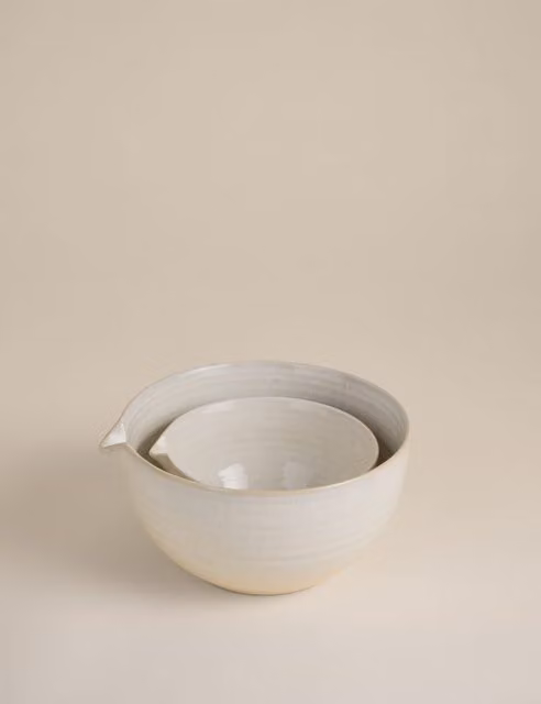 M&S Set of 2 Ceramic Ribbed Nesting Mixing Bowls with Pouring Spout in White and Beige