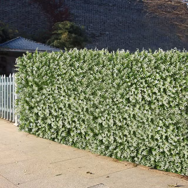 Livingandhome Artificial Eucalyptus Floral Wall Decoration Privacy Screen in White and Green
