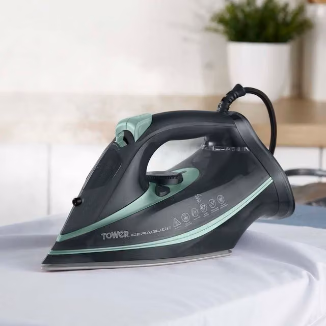 Tower Ultra Speed Ceraglide Steam Iron with Anti-Calc Function, Black