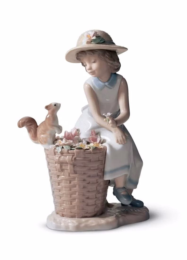 Lladró Hello Little Squirrel Girl Multicolour Porcelain Figurine