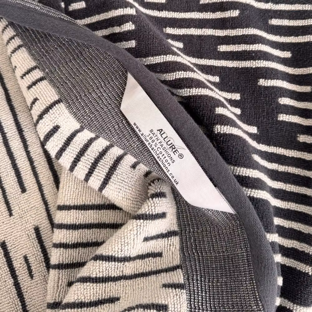 Allure Bath Fashions Pack of 2 Barcode Stripe Cotton Bath Towels in Grey, W/D/H: 70 x 125 cm – 3