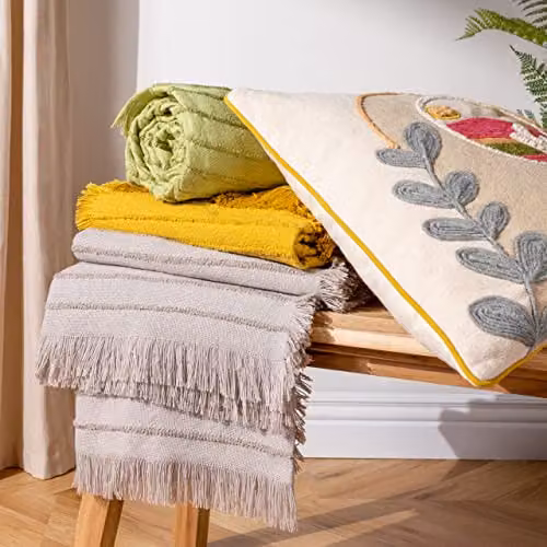 Riva Home Hazie Linear Woven Throw in Pomelo Yellow, W: 130 cm, L: 180 cm