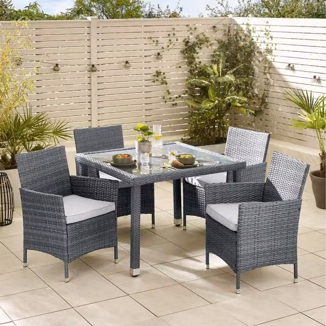Furniturebox Barbados 4 Seat Outdoor Rattan Dining Table and Chairs Set in Grey