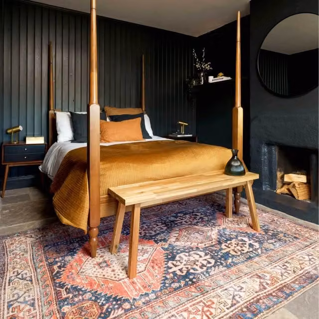 The Rug House Navy Blue and Terracotta Distressed Persian Style Oriental Area Rug, Non-Slip and Washable, W/D: 170 x 120 cm