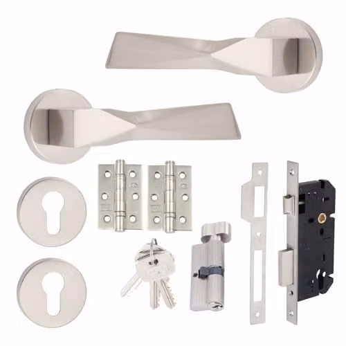 Golden Grace Aura Euro Lock Door Handles and Thumbturn Lock Set in Chrome