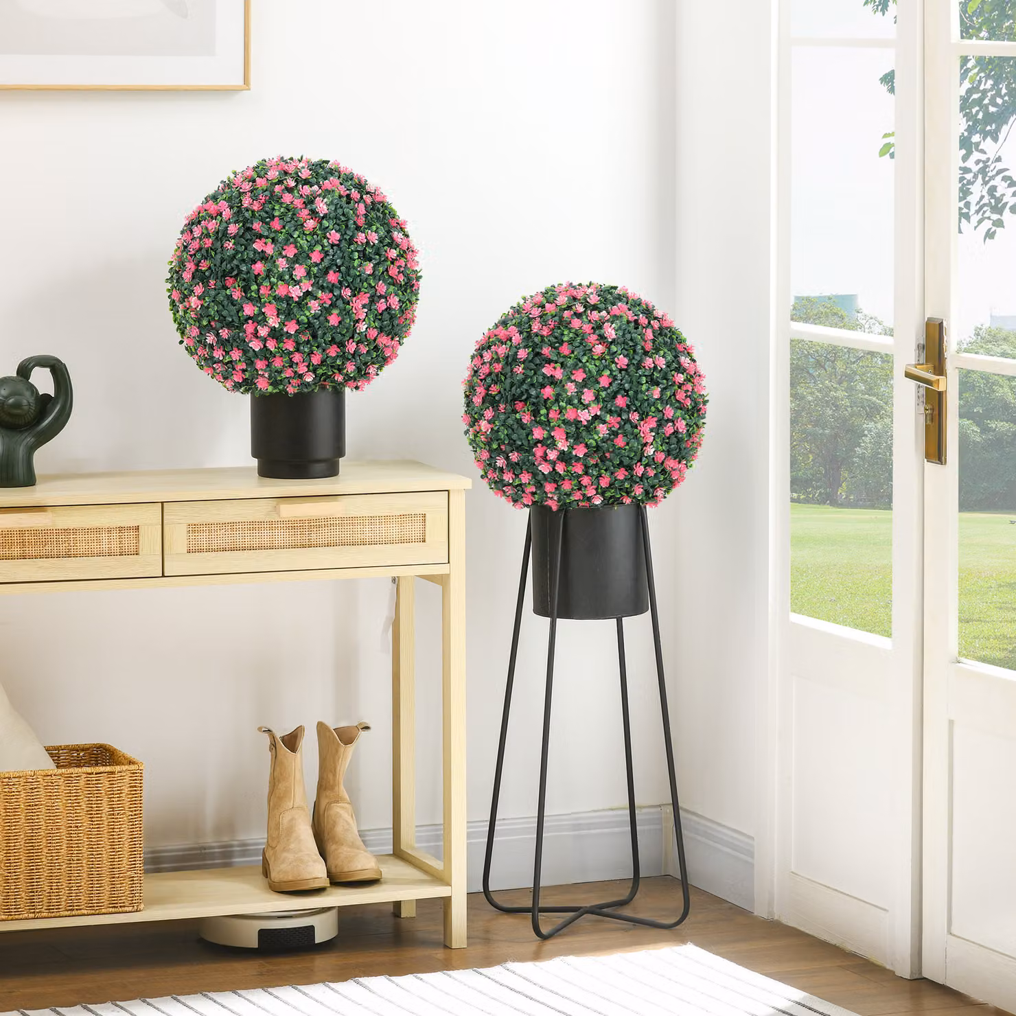 HOMCOM Set of Two Pink and Green Artificial Round Boxwood Hanging Plants – 2