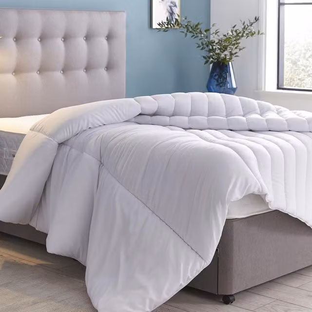OHS White Dual Tog Climate Regulating Double Duvet