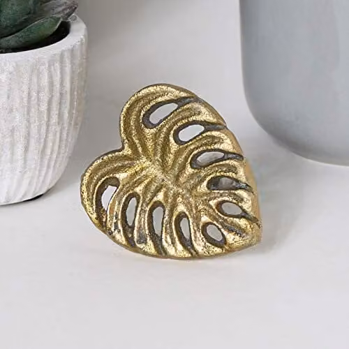 Melody Maison Gold Brass Monstera Leaf Drawer Knob, W: 5.2 cm, H: 6 cm – 1