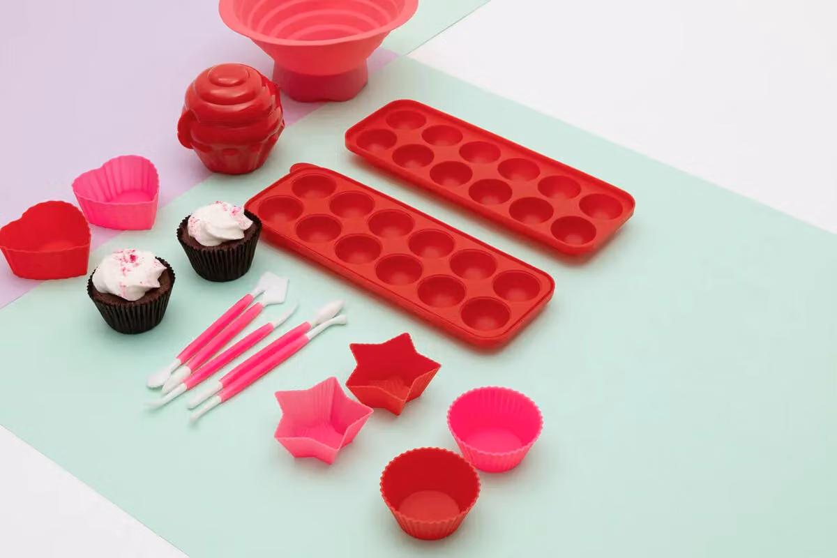 Orsina 8-Piece Cake Decorating Modelling Tool Set in Pink – 2