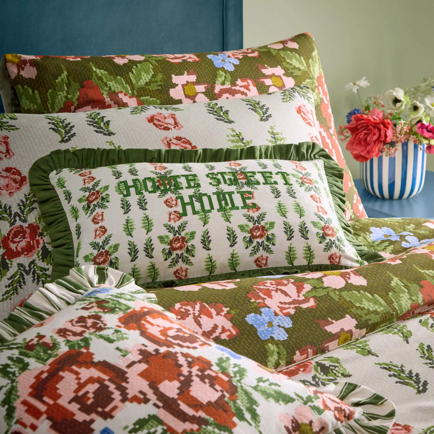 Riva Home Floral Cotton Decorative Cushion in Green, W/D/H: 50 x 30 x 1 cm – 5
