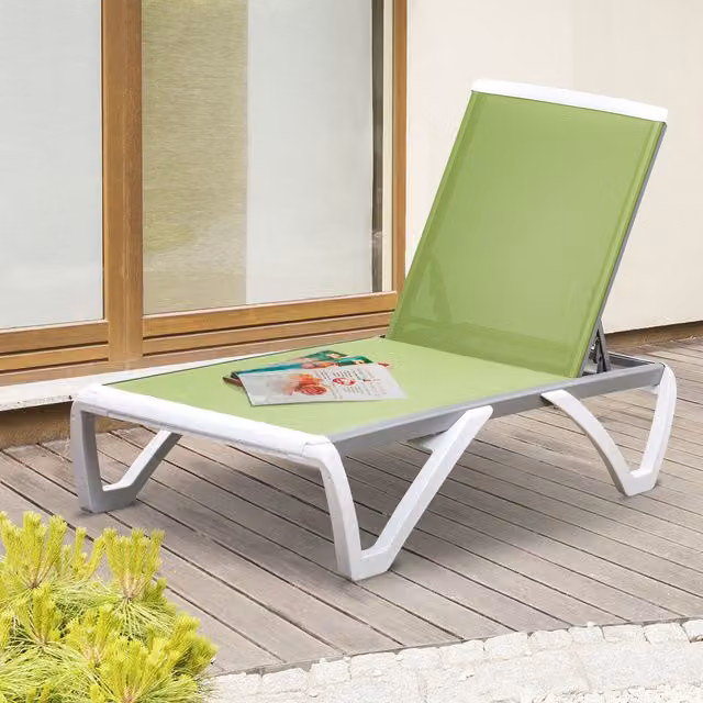 Outsunny Modern Outdoor Lounger with Adjustable Backrest in Green with Powder Coated Aluminium Frame and Textilene Fabric