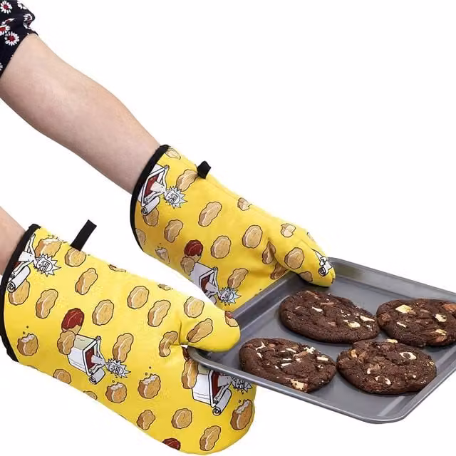 Funko Rick and Morty Non-Slip Oven Glove in Yellow