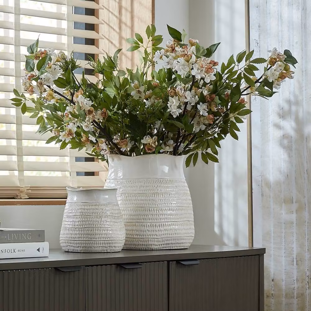 Lemon Pavilion Tava Wide Hewn Ceramic Vase, White, W: 26 cm, D: 26 cm, H: 26 cm – 2