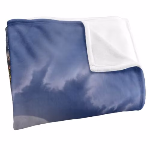 JQ Licensing JLo Wolf Pack Moon Silky Touch Super Soft White Fleece Throw Blanket W/D/H: 152 x 127 cm – 2