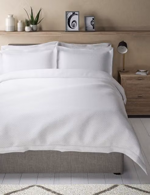 M&S Pure Cotton Iris Spotty Dobby Bedding Set with Pillowcase, White, W: 90 cm, L: 190 cm