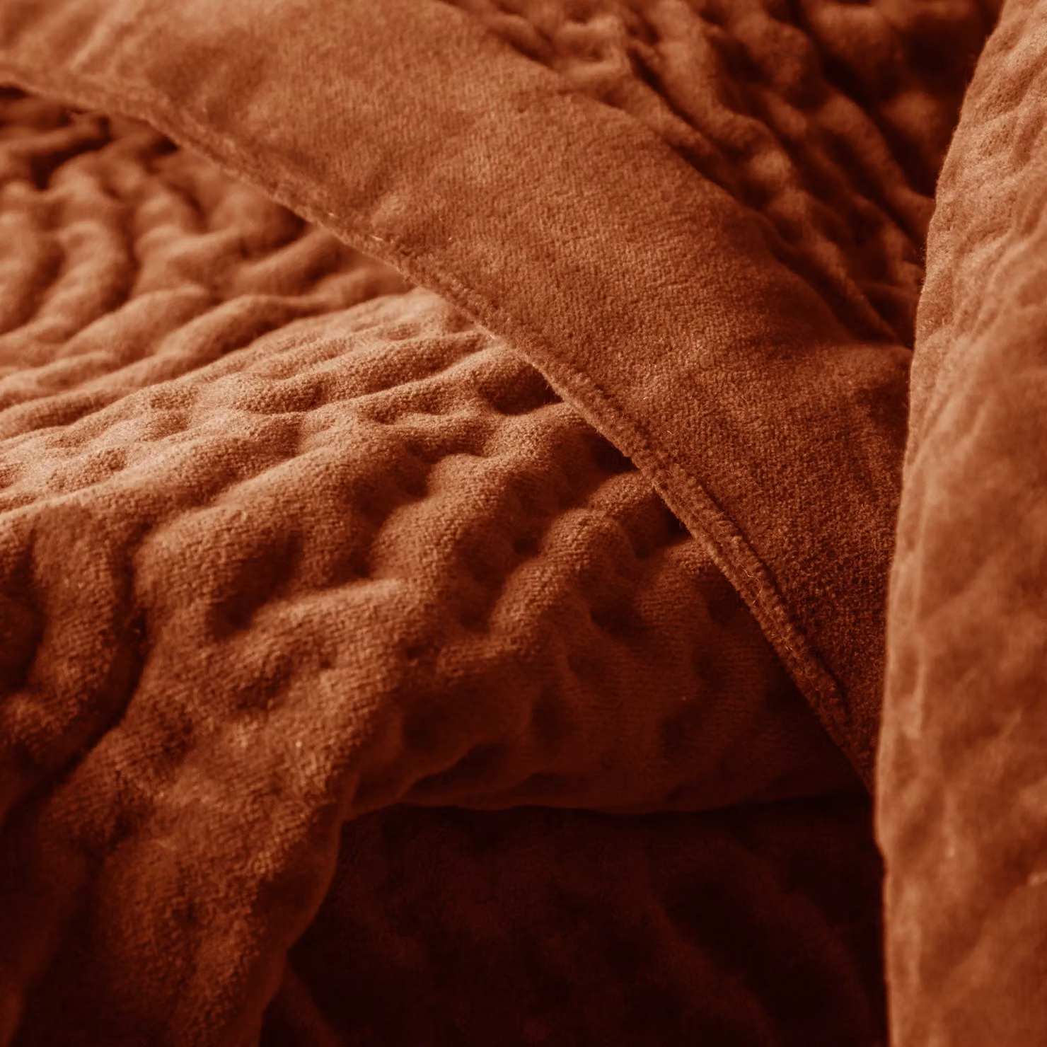 Voyage Maison Haze Quilted Cotton Throw in Orange, W/D/H: 140 x 200 cm – 3