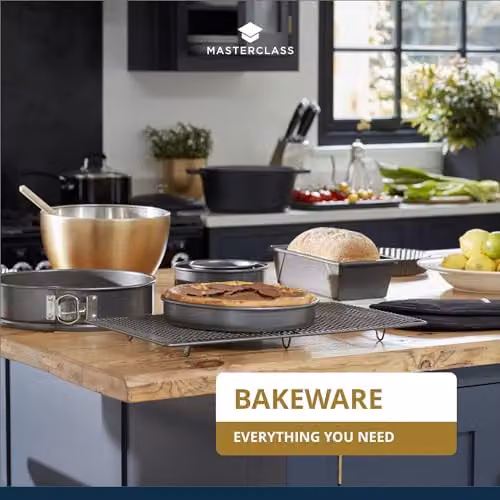 MasterClass Non-Stick Carbon Steel Springform Loose Base Cake Tin, Grey, Diameter: 20 cm – 7