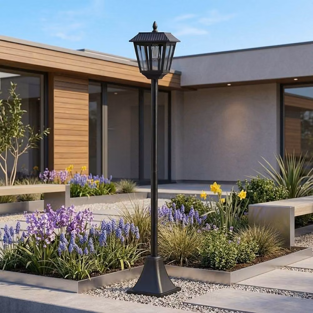 Garden Greatness Metro Solar Garden Lamp Post Light in Black – 2