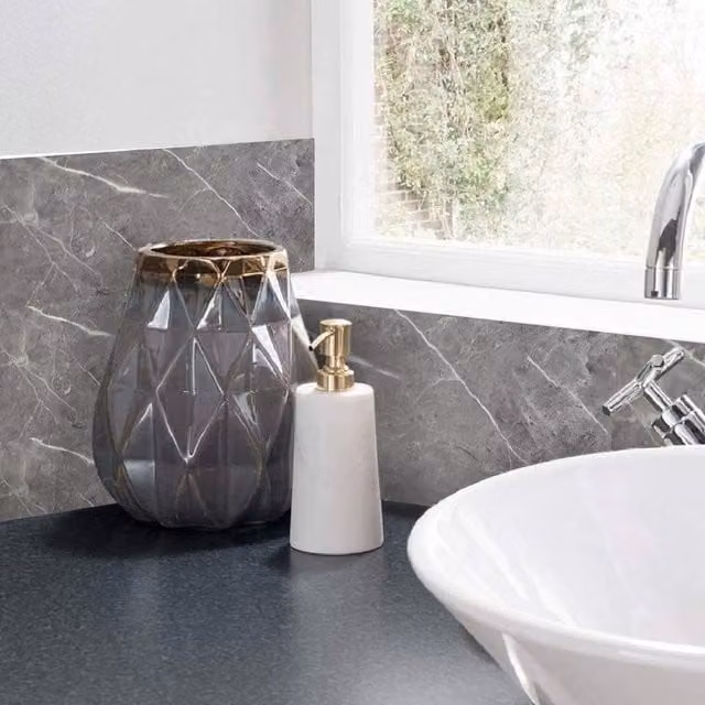 Livingandhome 10-Piece Marble Self-Adhesive Wall Tiles in Grey