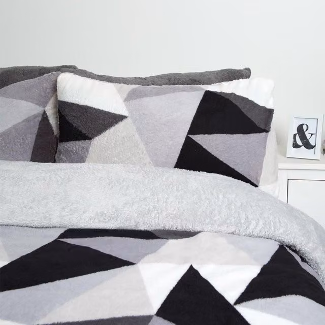 Dreamscene Shapes Teddy Fleece Duvet Cover and Pillowcase Set in Silver Grey