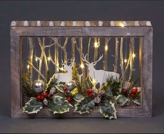 Shatchi LED Wooden Reindeer Christmas Scene in Brown, W: 45 cm, D: 8.5 cm, H: 29 cm
