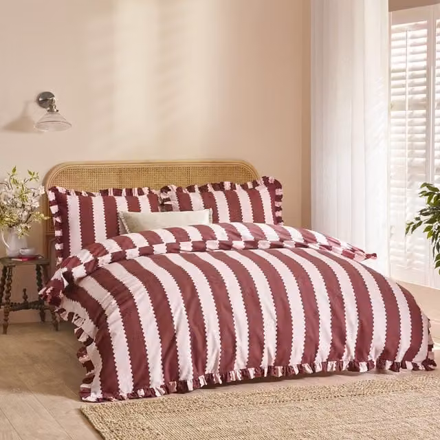 Make it a Home Red Striped Reversible Cotton Duvet Cover Set, W/D/H: 140 x 200 cm