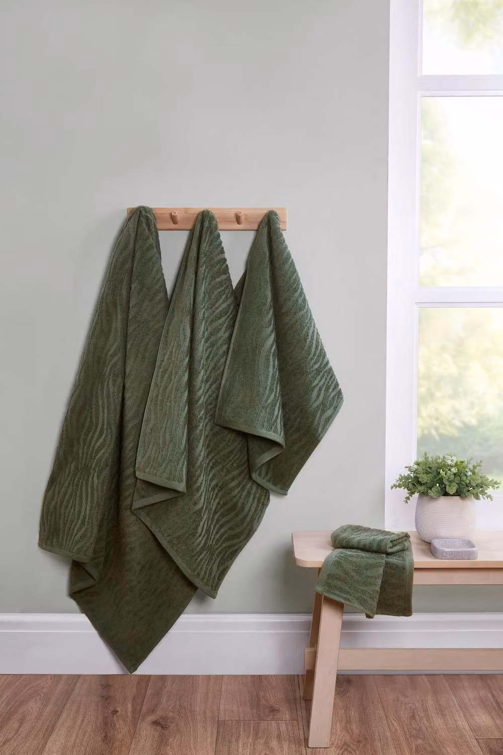 Rapport Home Safari 6 Piece Cotton Towel Set in Green – 2