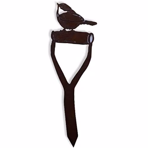 RW NORFOLK Rustic Metal Robin on a Spade Garden Ornament, Brown