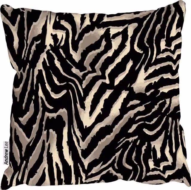 Benjamin Tate Design LTD Leopard Animal Print Square Cushion in Gold, Black and Yellow, W/D/H: 60 x 60 x 1 cm