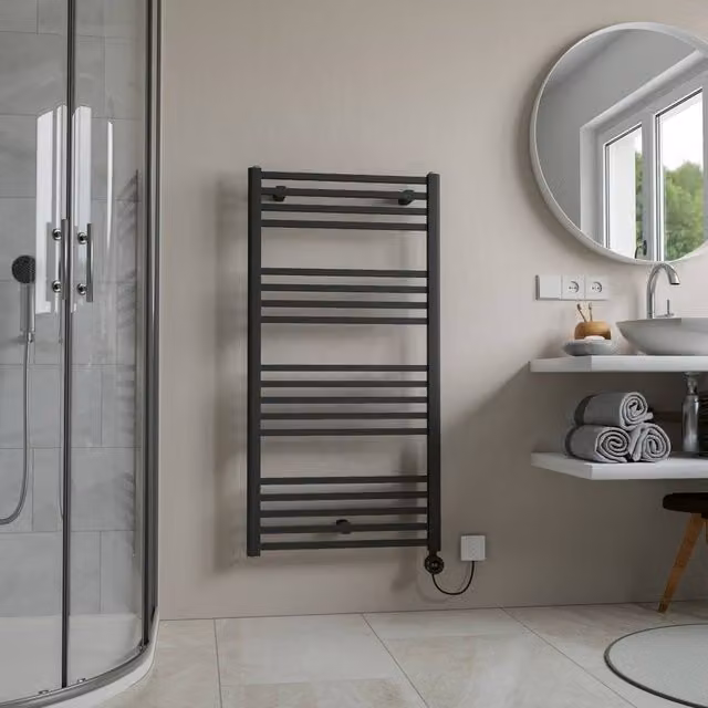 Bathroom Kingdom Eros Black Straight Wall Mounted Heated Towel Rail H: 117.4 cm, W: 50 cm