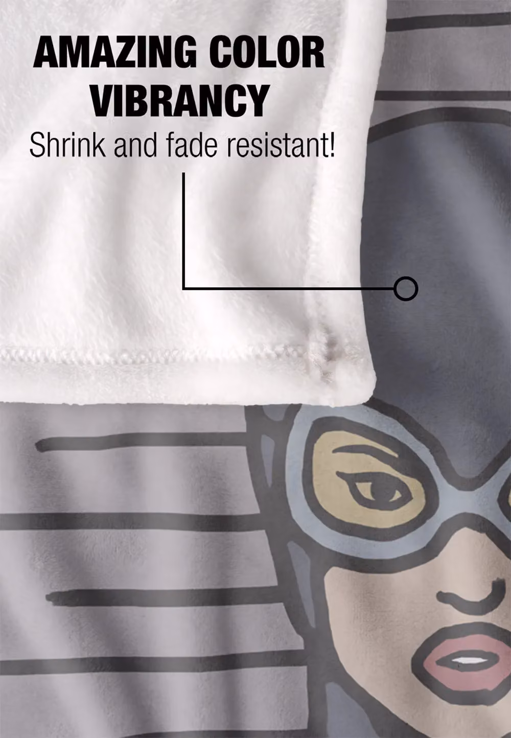 DC Comics Batman The Catwoman Mugshot Blanket, White and Grey, W: 152 cm, D: 127 cm – 4