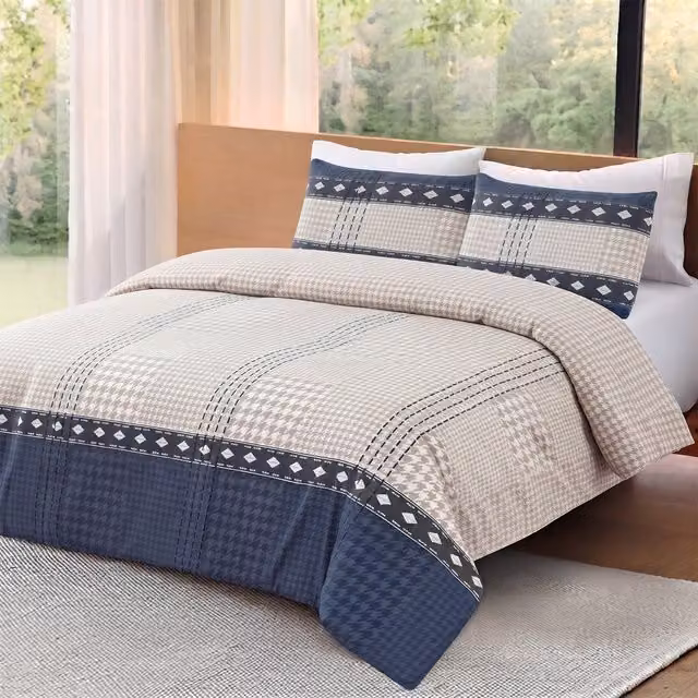 Velosso Reversible Checked Animal Print Duvet Cover and Pillowcase Set in Beige, Pink and Multicolour