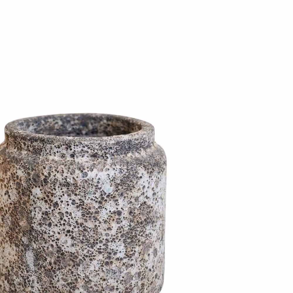 Ivyline Kew Volcanic Textured Stone Planter in Grey, H: 32 cm, D: 32 cm – 2