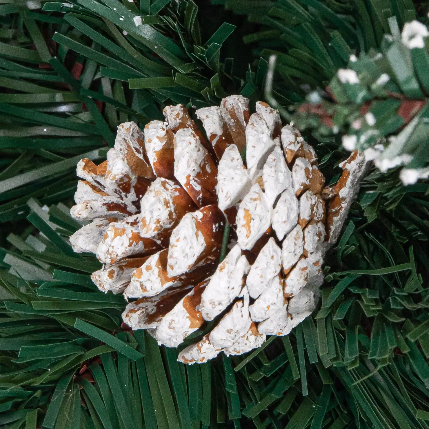 Samuel Alexander 2.4m Tall Rocky Mountain Pine Christmas Tree with 1769 Snow Tipped Branches and Pinecones in Green – 4