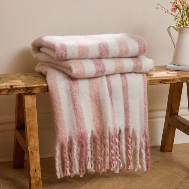 Wylder Beechwood Pink Woven Cotton Striped Throw with Fringes, W/D/H: 140 x 180 cm – 1
