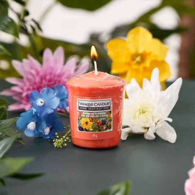 Yankee Candle Pink Rainbow Flowers Scented Soy Votive Candle