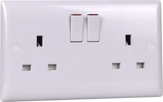 Varilight 2-Gang 13A Single Pole Switched Socket in White