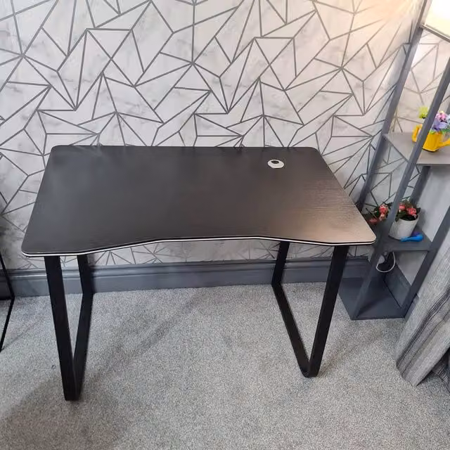 PAWNORA Modern Black Computer and Laptop Desk with MDF and Metal Construction