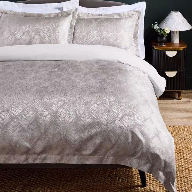 Clarke & Clarke Folius Reversible Silver Floral Jacquard Duvet Cover and Pillowcase Set