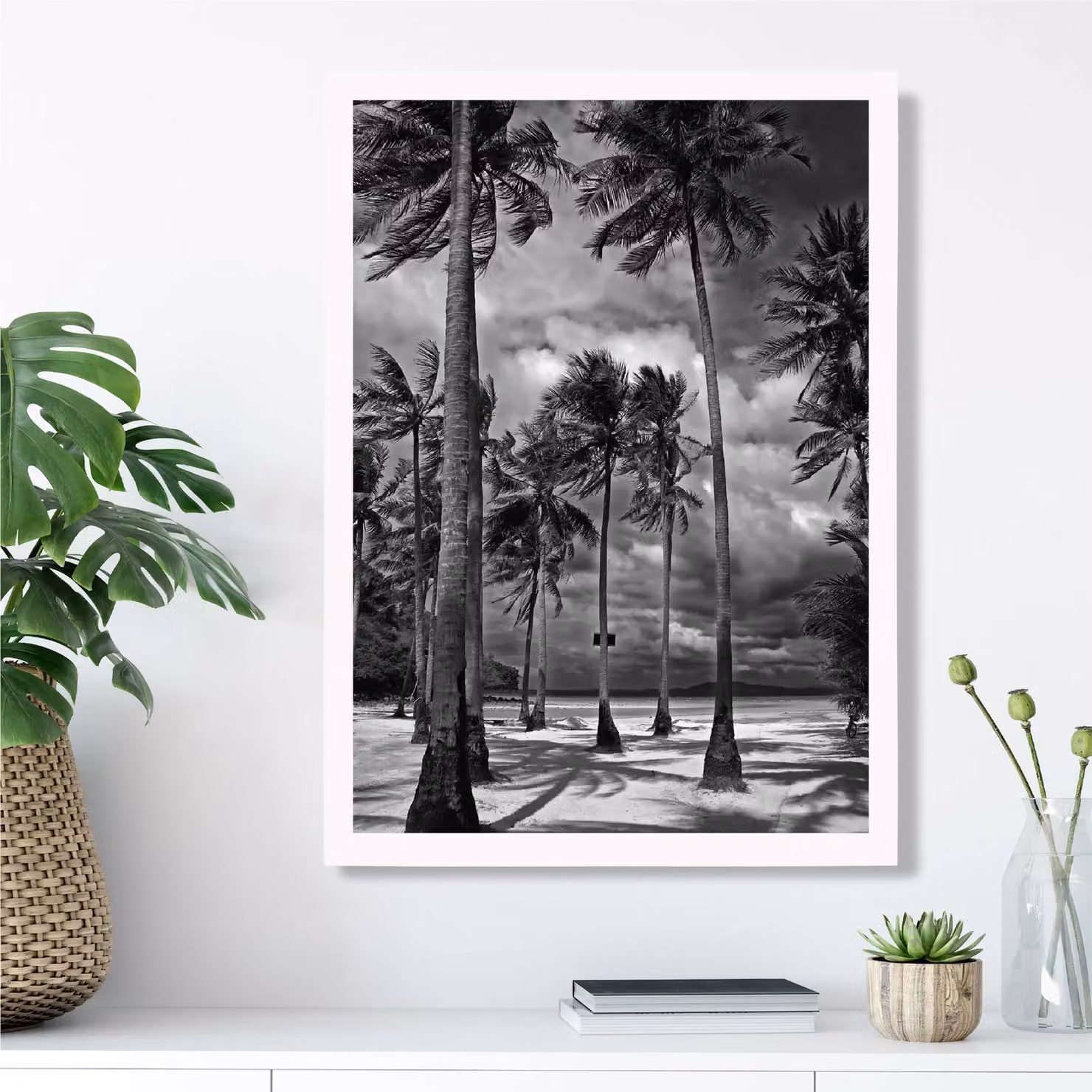 ARTZE Stormy Palm Trees Black and White Framed Photo Print – 2