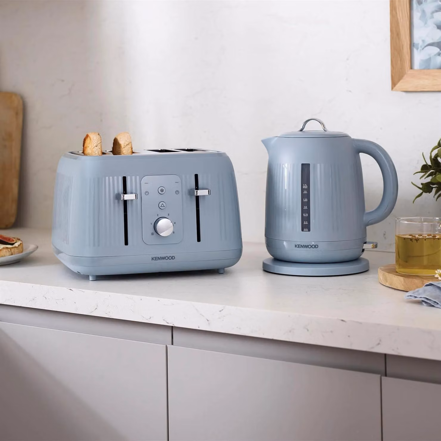 Kenwood Kettle 1.7L and 4 Slice Toaster Set in Blue