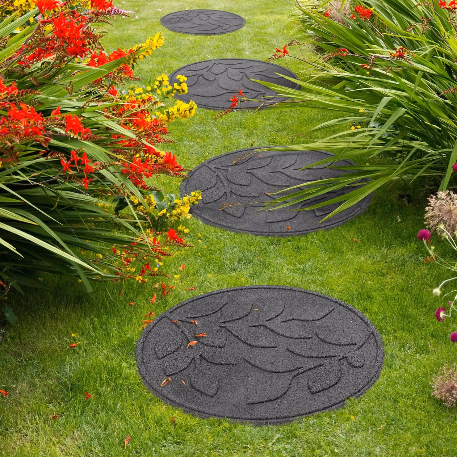 Nicoman Reversible Leaf Design Garden Stepping Stone in Grey, Diameter: 46 cm – 3