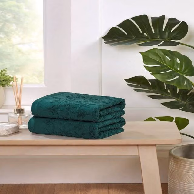 Rapport Home Versailles Jacquard Cotton Towel and Sheet Set in Green Floral Design