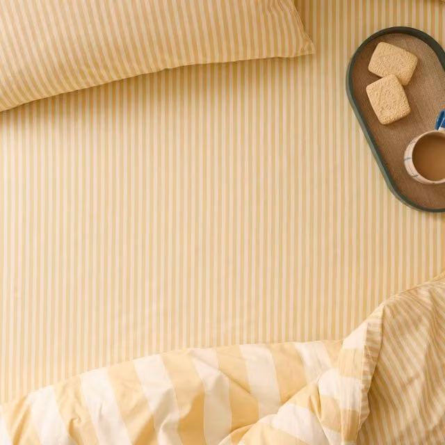 Furn Ultimate Stripe Fitted Sheet in Yellow and Beige, W: 140 cm, L: 200 cm