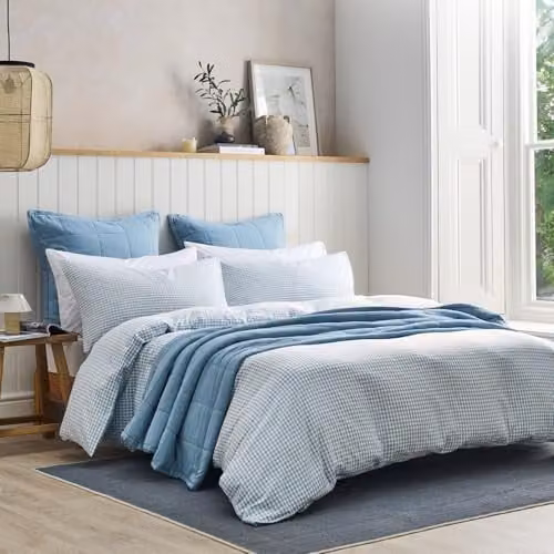 Christy Gingham Checked Cotton Duvet Set and Pillowcases in Blue, W/D/H: 230 x 220 x 180 cm (Duvet) and 50 x 75 cm (Pillowcase) – 1