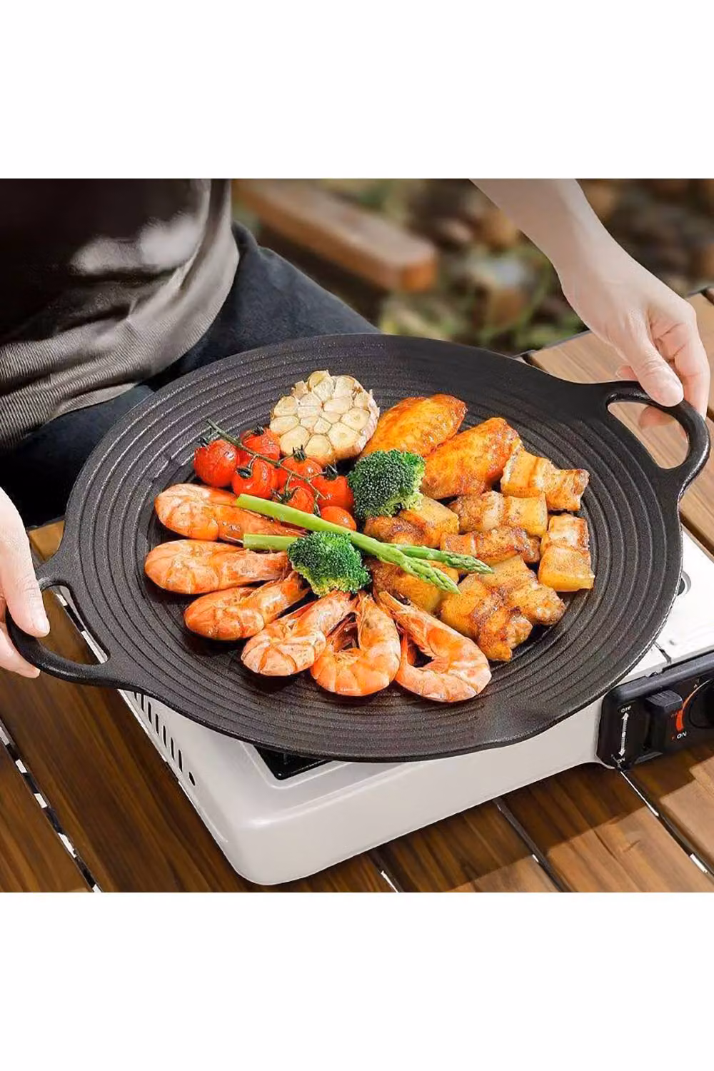 Living and Home Pre-Seasoned Round Cast Iron Grill Pan with Pouring Spout, Black, Diameter: 37 cm – 6