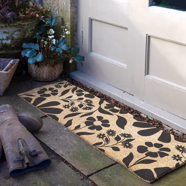 Artsy Mats Black Floral Pattern Coir Doormat in Brown, W: 120 cm, D: 40 cm
