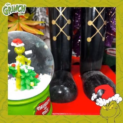 VFM e-Store Grinch Christmas Snow Globe Green Tabletop Ornament W: 14 cm, D: 10 cm – 4
