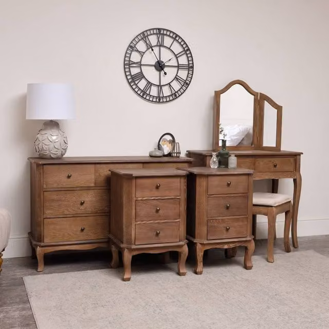 Melody Maison Ashwell Range Bedroom Furniture Set in Dark Brown including Dressing Table, Chest of Drawers and Pair of Bedside Tables – 1